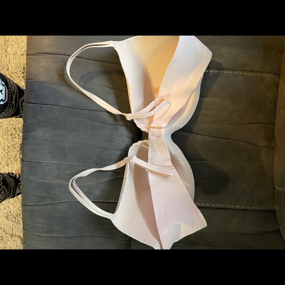 Victoria Secret Push Up - Picture 3 of 3